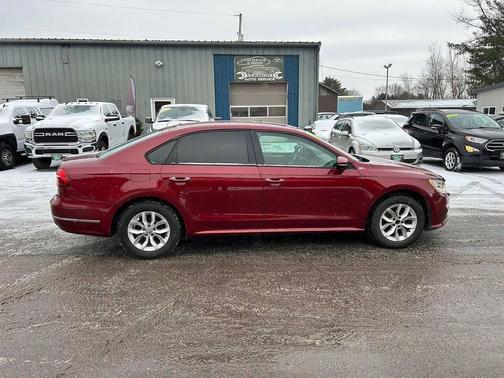 2018 Volkswagen Passat 2.0T S