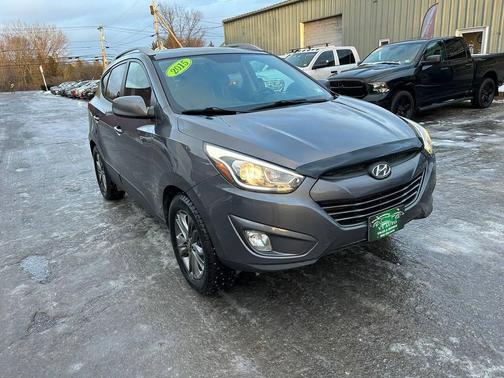 2015 Hyundai TUCSON SE