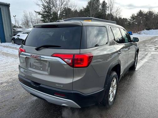 2019 GMC Acadia SLE-1