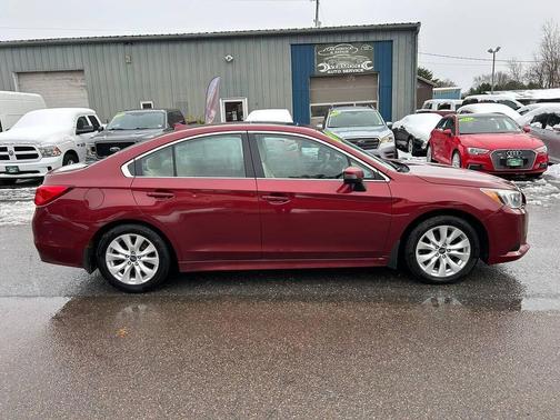 2017 Subaru Legacy Premium