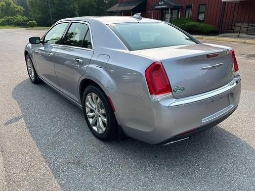 2017 Chrysler 300C Base