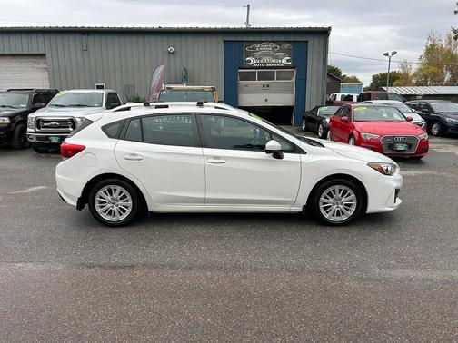 2018 Subaru Impreza 2.0i Premium