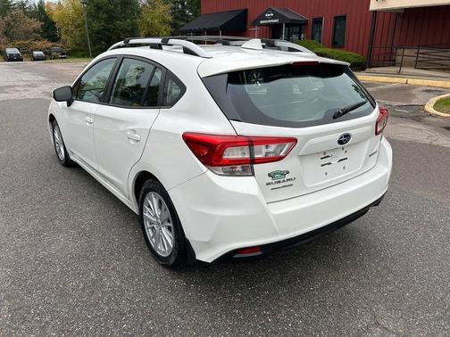 2018 Subaru Impreza 2.0i Premium