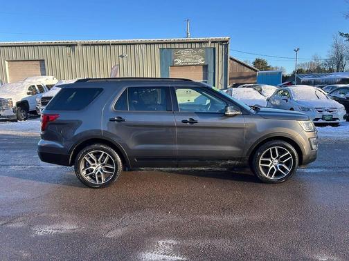 2017 Ford Explorer sport