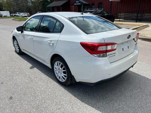 2017 Subaru Impreza 2.0i