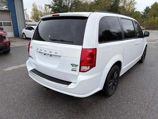 White Knuckle Clear Coat 2019 Dodge Grand Caravan GT