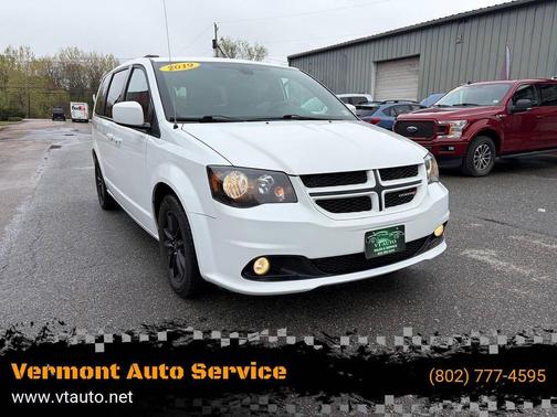 White Knuckle Clear Coat 2019 Dodge Grand Caravan GT