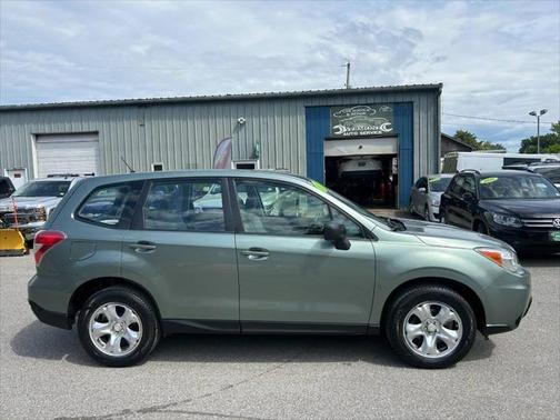 2015 Subaru Forester 2.5i
