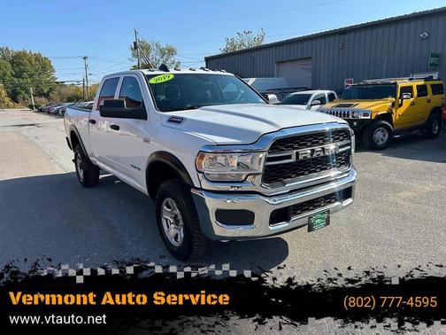 2019 RAM 2500 Tradesman Crew Cab 4x4 6'4' Box