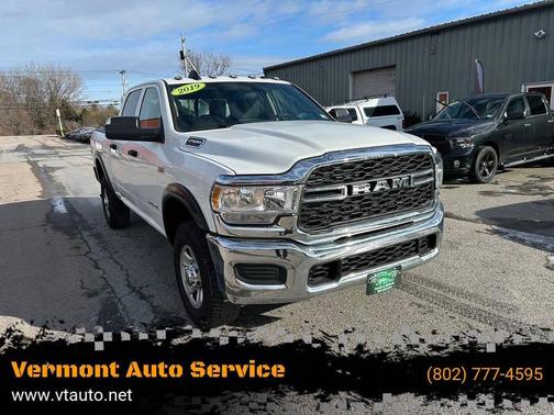 2019 RAM 2500 Tradesman Crew Cab 4x4 6'4' Box