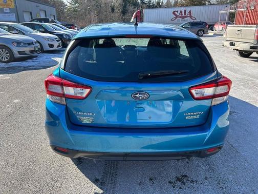 2017 Subaru Impreza 2.0i