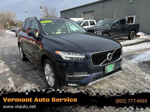 2016 Volvo XC90 T6 Momentum