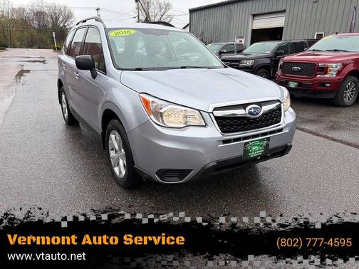 Ice Silver Metallic 2016 Subaru Forester 2.5i