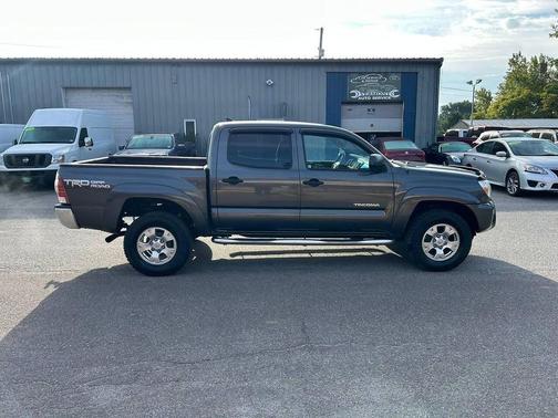 2015 Toyota Tacoma Base
