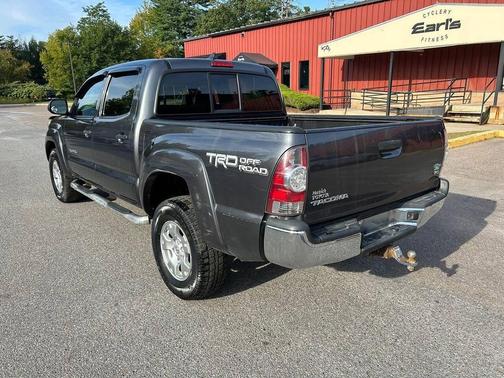 2015 Toyota Tacoma Base