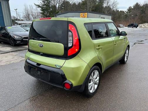 2016 Kia Soul +