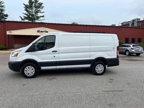 2015 Ford Transit-250 Base