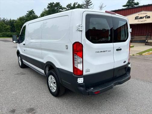 2015 Ford Transit-250 Base