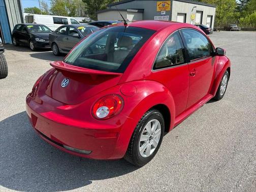 2010 Volkswagen New Beetle 2.5L