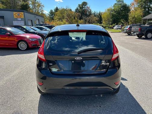 2011 Ford Fiesta SE