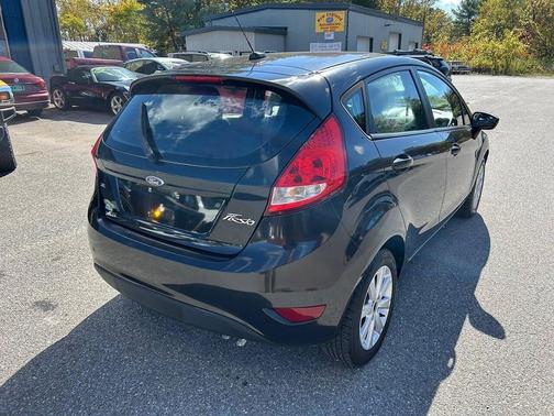 2011 Ford Fiesta SE