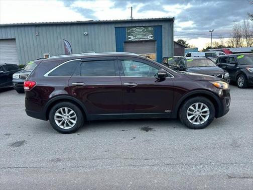 2016 Kia Sorento LX