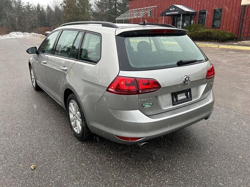 2017 Volkswagen Golf SportWagen TSI S