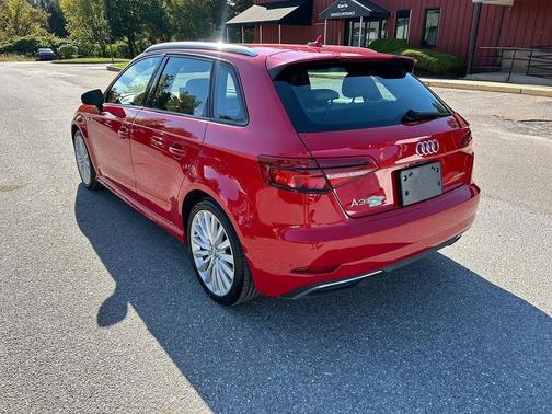 2017 Audi A3 e-tron 1.4T Premium