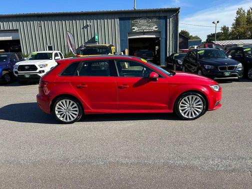 2017 Audi A3 e-tron 1.4T Premium