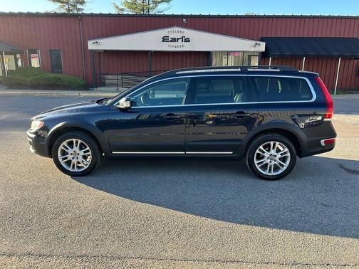 2016 Volvo XC70 T5 Premier