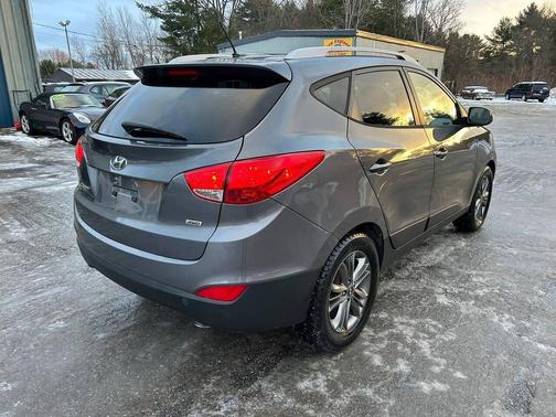 2015 Hyundai TUCSON SE