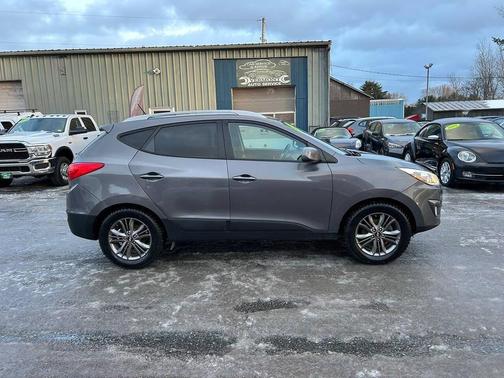 2015 Hyundai TUCSON SE