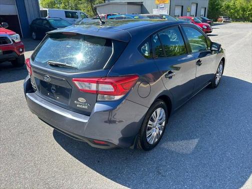 2017 Subaru Impreza 2.0i