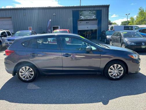 2017 Subaru Impreza 2.0i