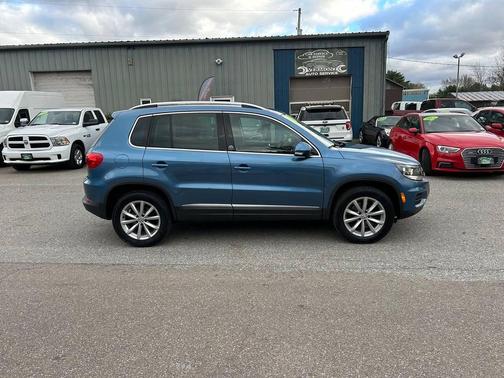 2017 Volkswagen Tiguan 2.0T Wolfsburg Edition