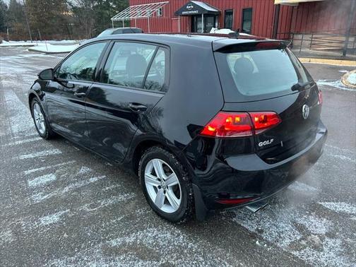 2017 Volkswagen Golf TSI Wolfsburg Edition 4-Door