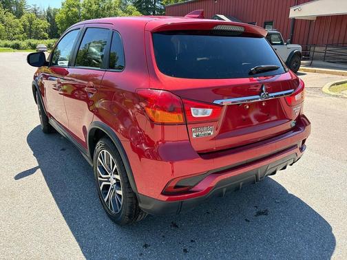 Rally Red Metallic 2018 Mitsubishi Outlander Sport 2.4 SE