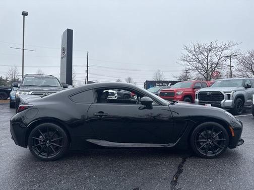 2024 Toyota GR86 Premium