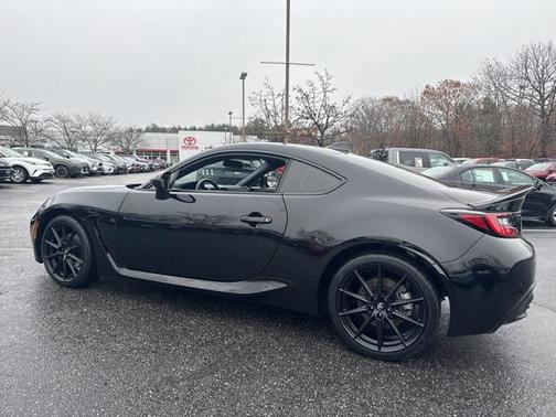 2024 Toyota GR86 Premium