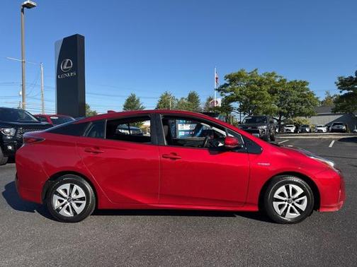 2018 Toyota Prius Two