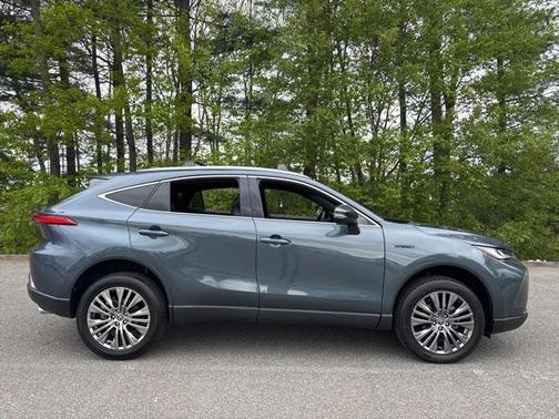2021 Toyota Venza XLE
