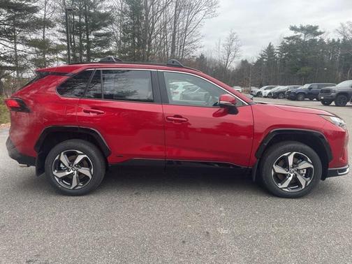 2025 Toyota RAV4 Hybrid SE