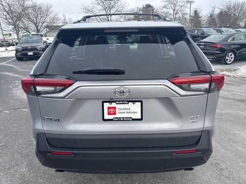 2022 Toyota RAV4 XLE Premium