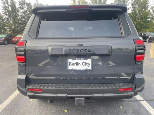 2025 Toyota 4Runner TRD Off Road