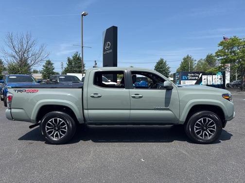 2023 Toyota Tacoma TRD Sport