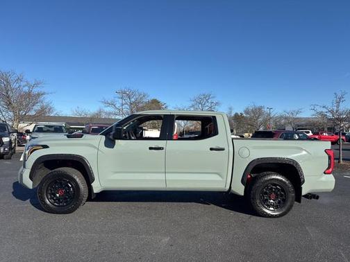 2022 Toyota Tundra Hybrid TRD Pro