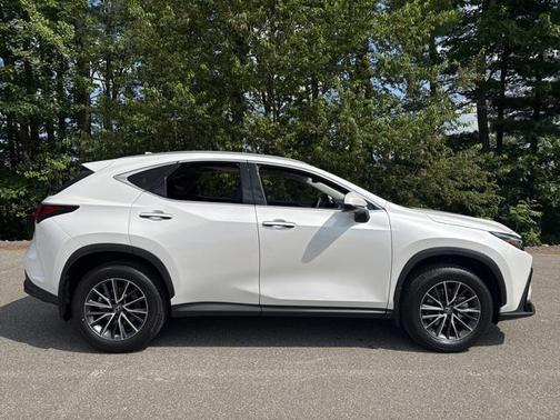 2025 Lexus NX 350h Premium
