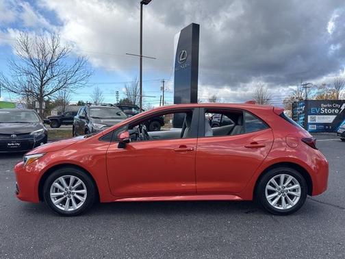 2025 Toyota Corolla SE