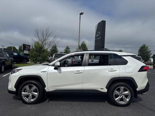 2021 Toyota RAV4 Hybrid XLE Premium