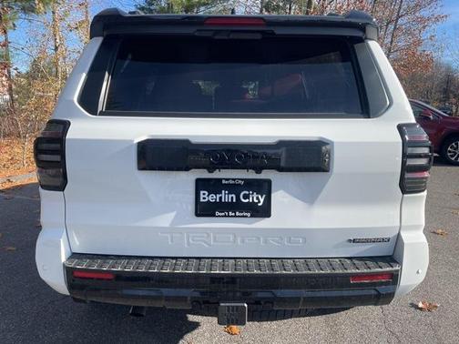 2025 Toyota 4Runner TRD Off Road